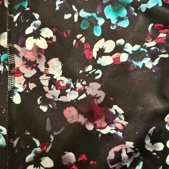 Athletic Works Women’s Performance Bike Shorts - Picture 14 of 16